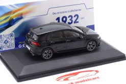 Volkswagen VW Golf VIII R Baujahr 2022 perlschwarz 1:43 Solido