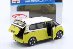 Volkswagen VW ID. Buzz Baujahr 2023 gelb / weiß 1:24 Maisto