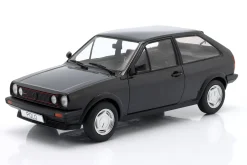 Volkswagen VW Polo II Coupe GT Baujahr 1985 schwarz 1:18 ModelCar Group