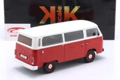 Volkswagen VW T2b Baujahr 1972 rot / weiß 1:18 KK-Scale