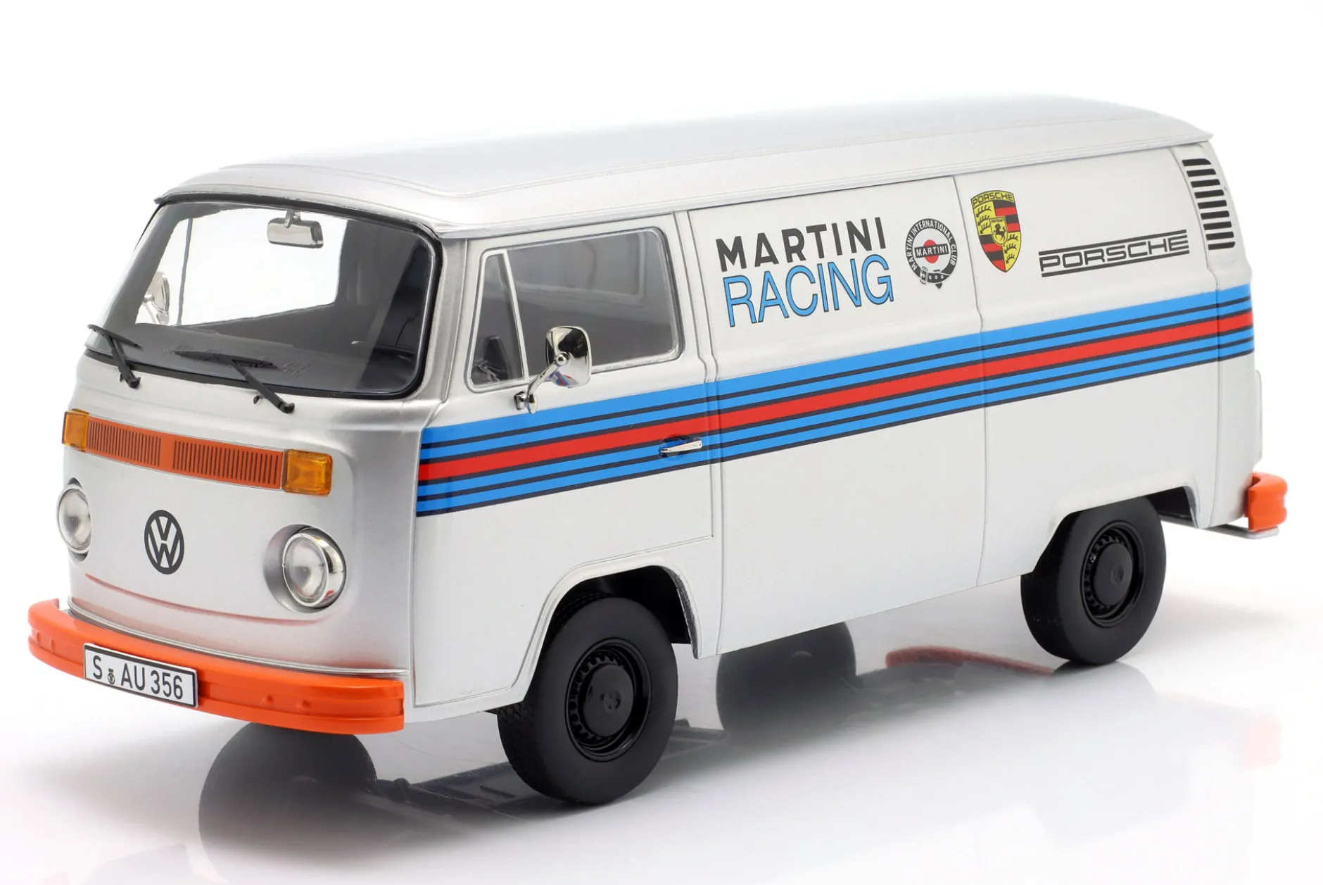 Volkswagen VW T2b Bus Porsche Martini Racing Baujahr 1972 silber 1:18 KK-Scale
