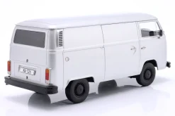Volkswagen VW T2b Kastenwagen Baujahr 1972 silber 1:18 KK-Scale
