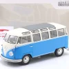 Volkswagen VW T1 Samba Bus Baujahr 1962 blau / weiß 1:18 Solido