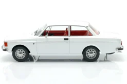 Volvo 142 Baujahr 1973 weiß 1:18 ModelCar Group