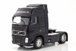 Volvo FH12 Globetrotter XL dunkelblau 1:32 Welly