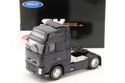 Volvo FH12 Globetrotter XL dunkelblau 1:32 Welly