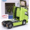 Volvo FH Globetrotter XL Sattelzugmaschine 2023 neongrün 1:24 Solido