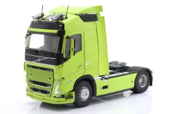 Volvo FH Globetrotter XL Sattelzugmaschine 2023 neongrün 1:24 Solido