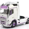 Volvo FH Globetrotter XL Sattelzugmaschine 2023 silber / lila 1:24 Solido