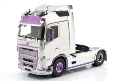 Volvo FH Globetrotter XL Sattelzugmaschine 2023 silber / lila 1:24 Solido