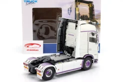 Volvo FH Globetrotter XL Sattelzugmaschine 2023 silber / lila 1:24 Solido