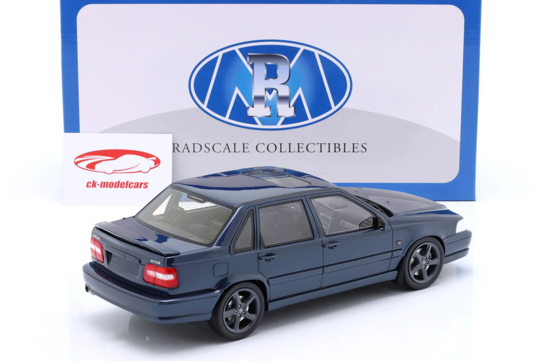 Volvo S70R Baujahr 1998 dunkelblau metallic 1:18 Radscale Models