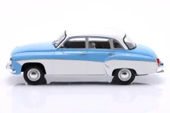 Wartburg 312 Baujahr 1965 hellblau / weiß 1:24 WhiteBox