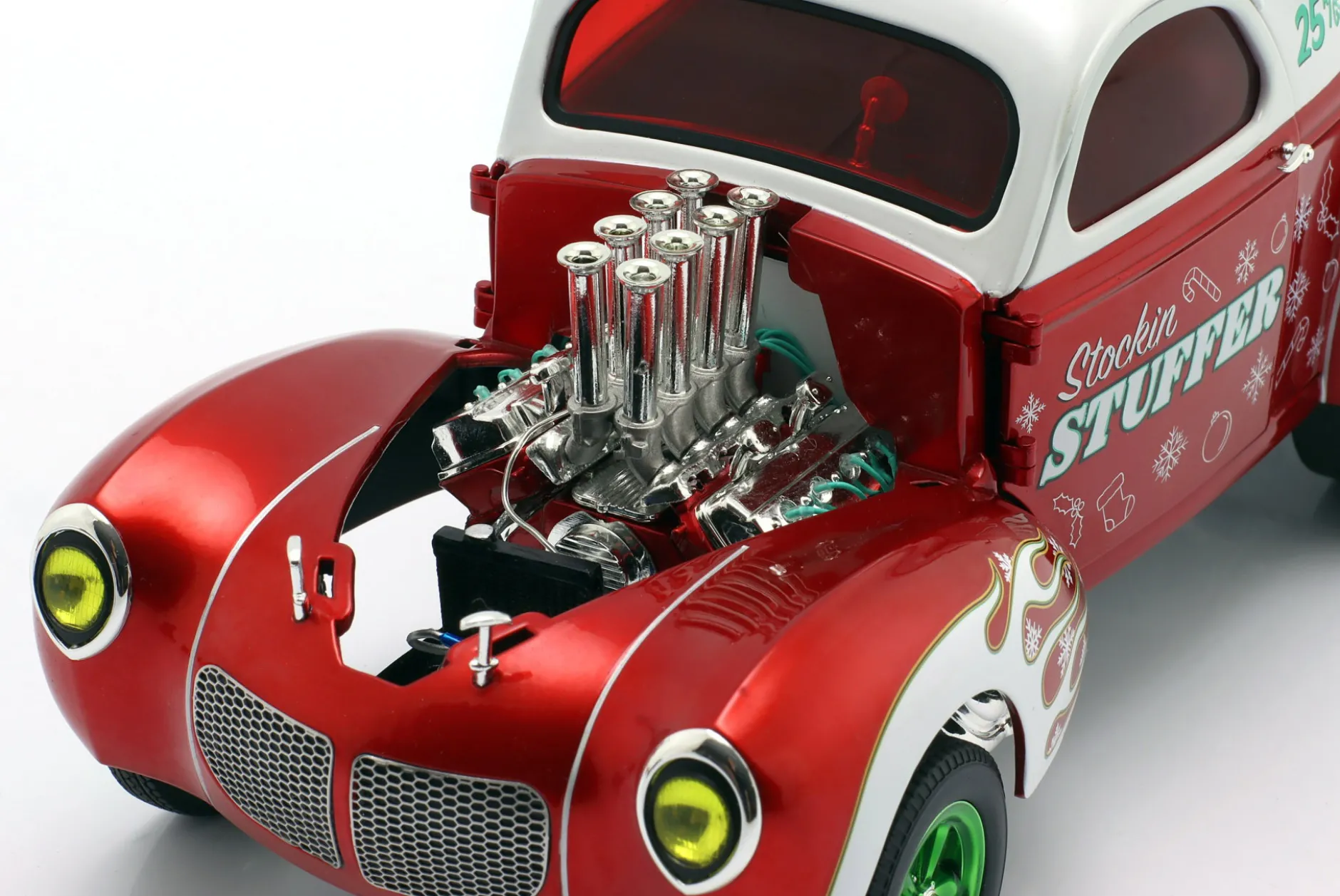 Willys Gasser Stockin Stuffer Baujahr 1940 rot / weiß 1:18 GMP