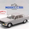 Wolga M24-10 Baujahr 1985 hellgrau 1:18 ModelCar Group