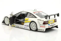 Yannick Dalmas #10 Opel Calibra V6 4x4 Team Joest DTM / ITC 1995 1:18 WERK83