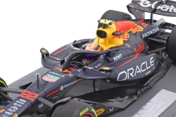 Yuki Tsunoda Red Bull Racing #22 100th GP Kanada GP Formel 1 2025 1:18 Minichamps